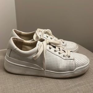 Vince Camuto Sneakers